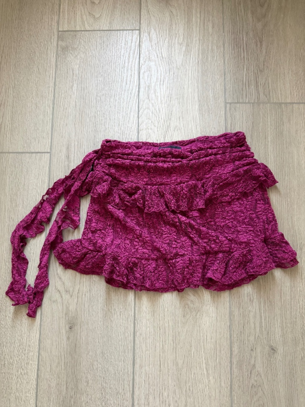 Bershka Women's Pink and Burgundy Lace Skirt